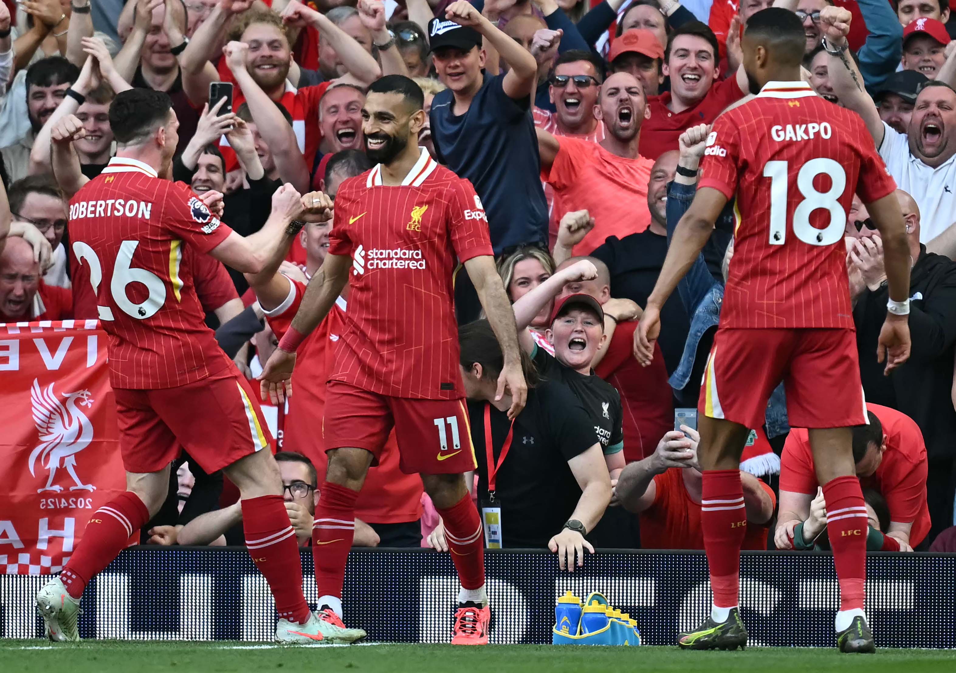 ليفربول يتوج بلقب الدوري الإنجليزي للمرة 20 في تاريخه