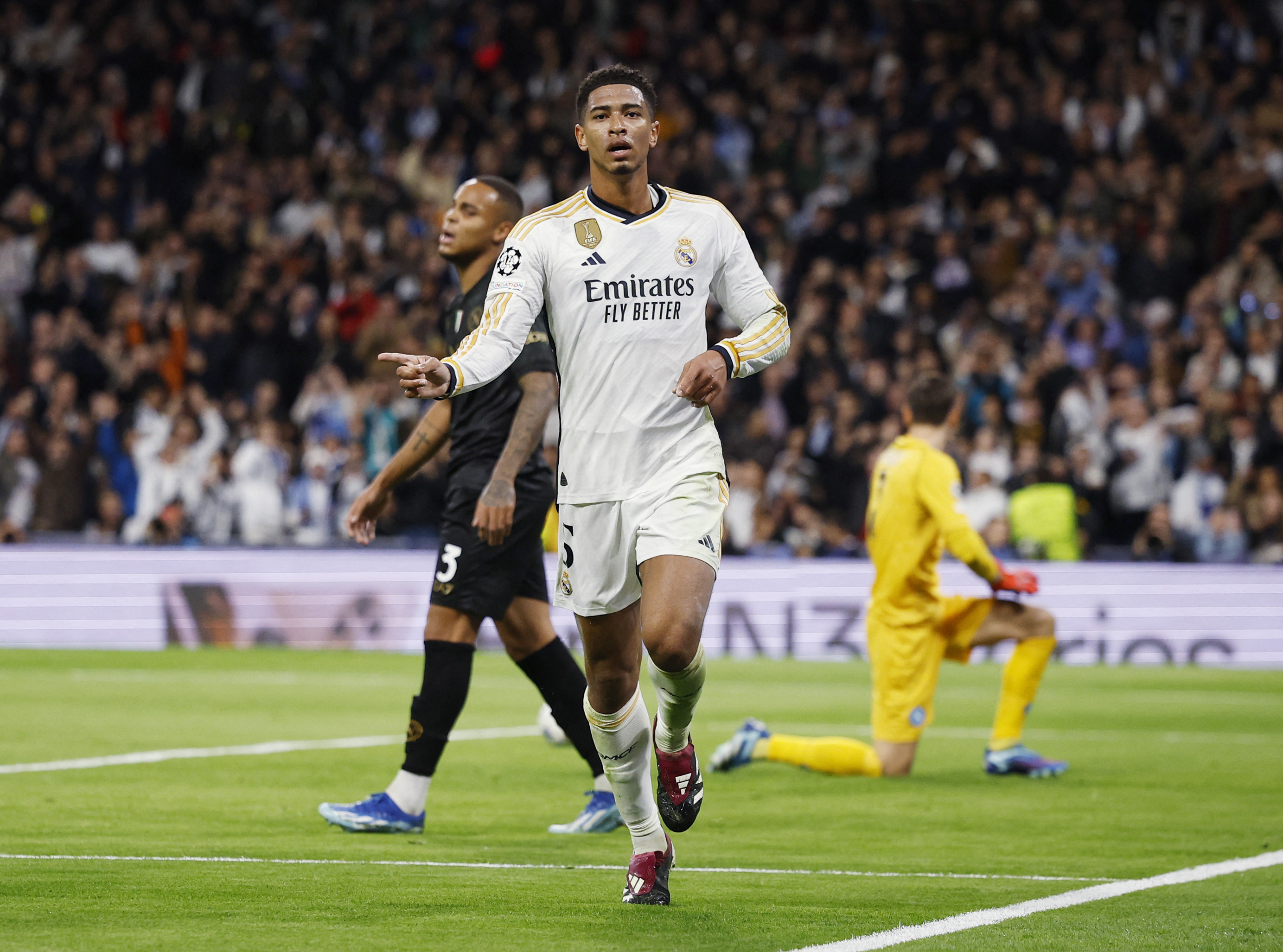 Real Madrid postpones Napoli’s qualification with an exciting victory