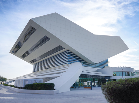 /content/dubaione/en-ae/programs/181/EpistolarYLiteratureForum.html