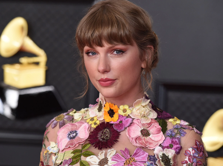 /content/dubaione/en-ae/programs/28/TaylorSwiftReturnstoActinginAmsterdam.html